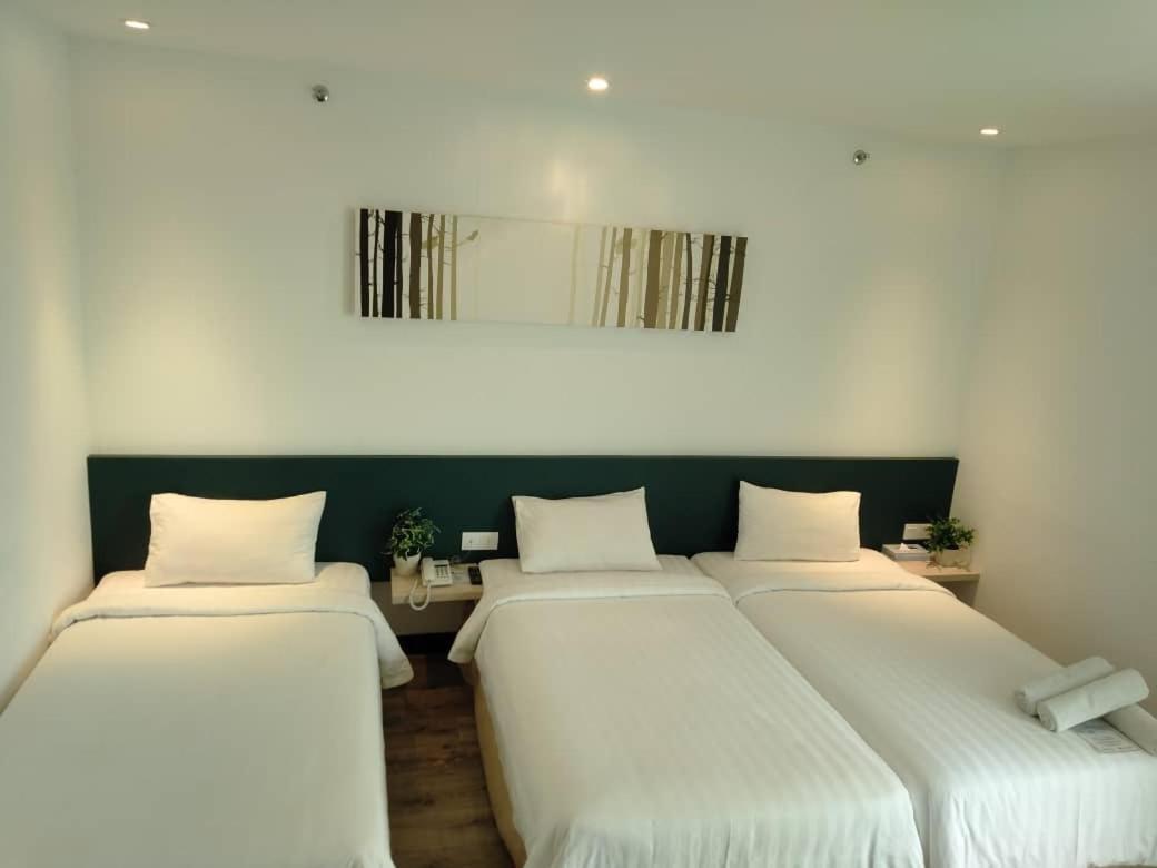 Fuller Hotel Kulim Exterior photo